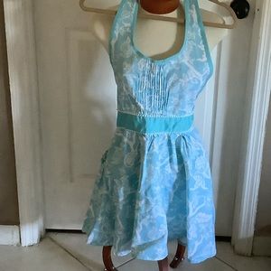 Simply/envogue. Apron